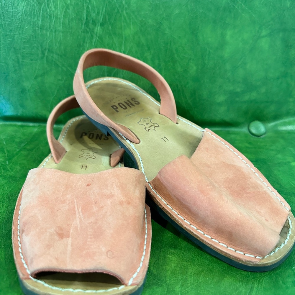 Pons Avarca Salmon Sandals Minimalist Design